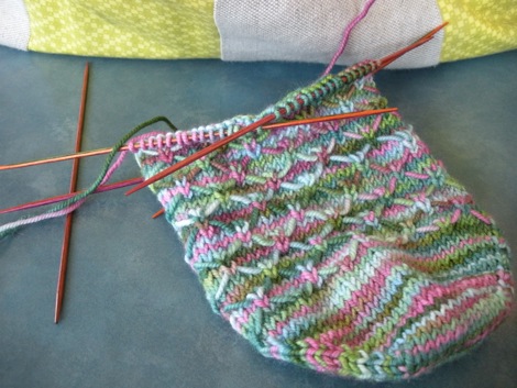 knitting_update_1.jpg